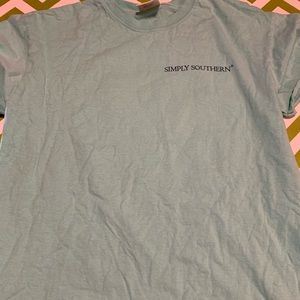Womens simply southern Tshirt M